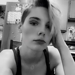 Meet your Posher, Kendra